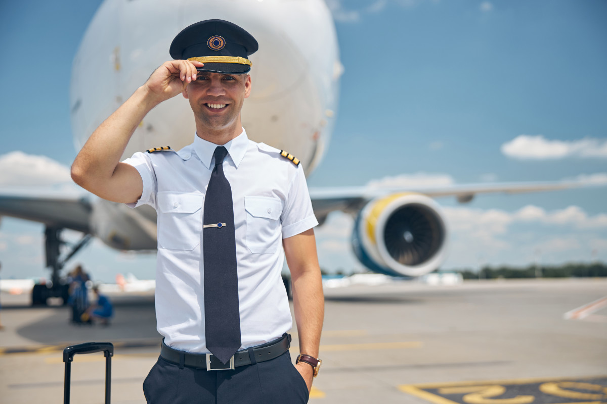 pilot-s-sweet-pre-flight-announcement-for-his-parents-has-us-so-moved