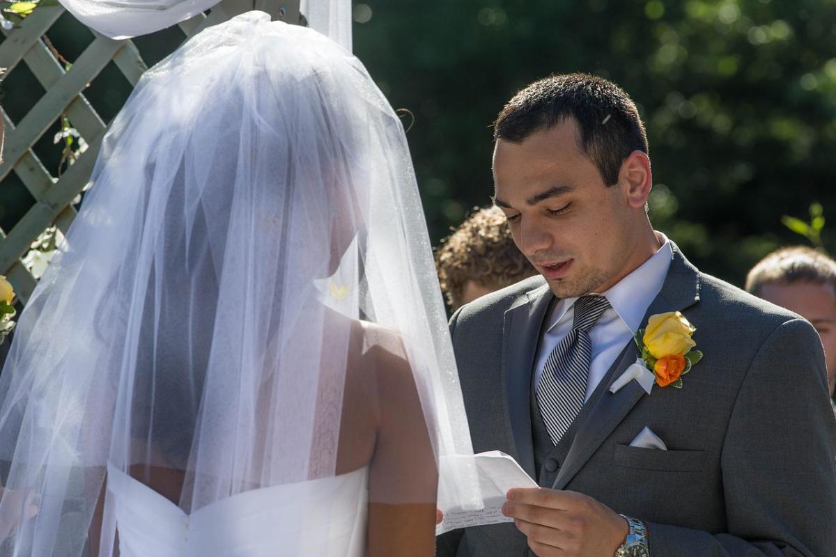Writing Your Own Funny Wedding Vows