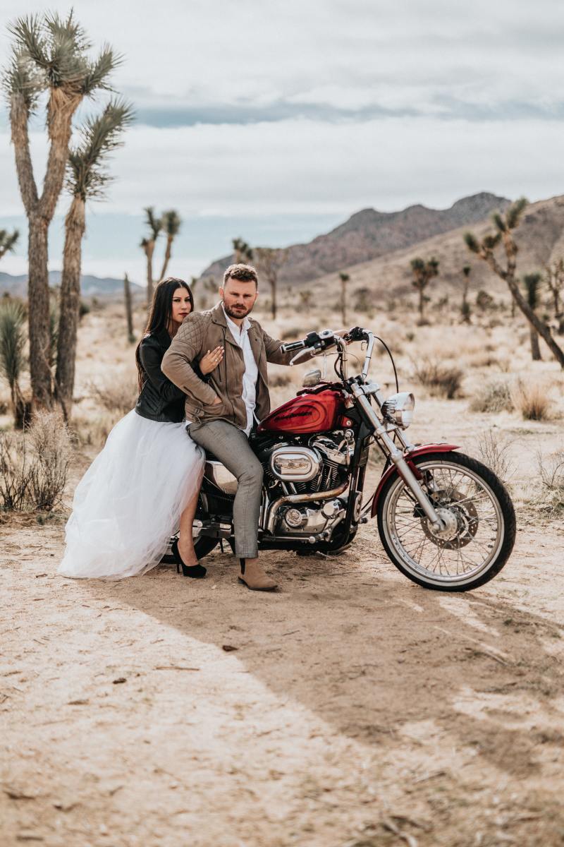 Find inspiration below for a biker-themed wedding.