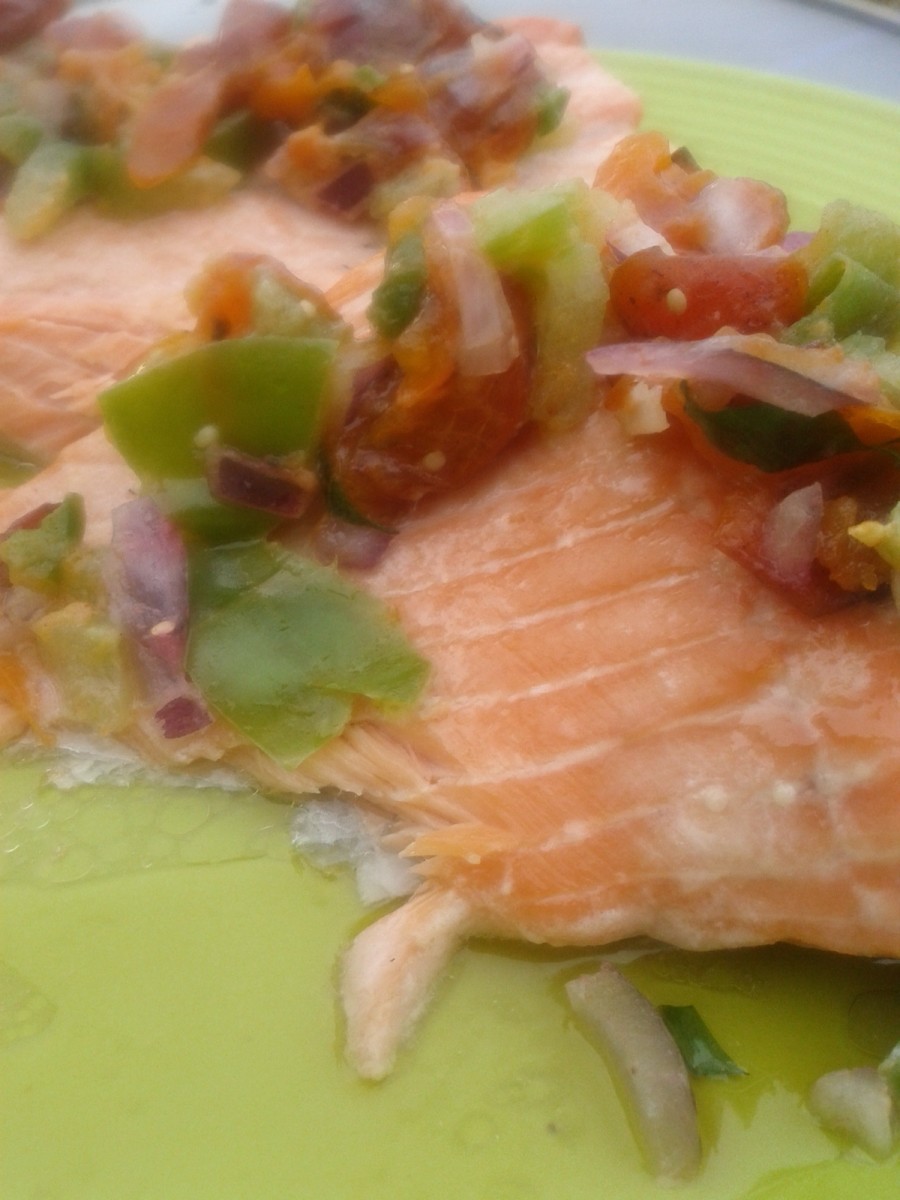Persimmon Salsa: Delicious Topping For Broiled Salmon
