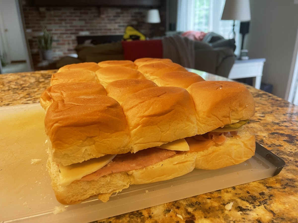 Hawaiian Roll Sandwiches: Make-Ahead School or Work Lunches