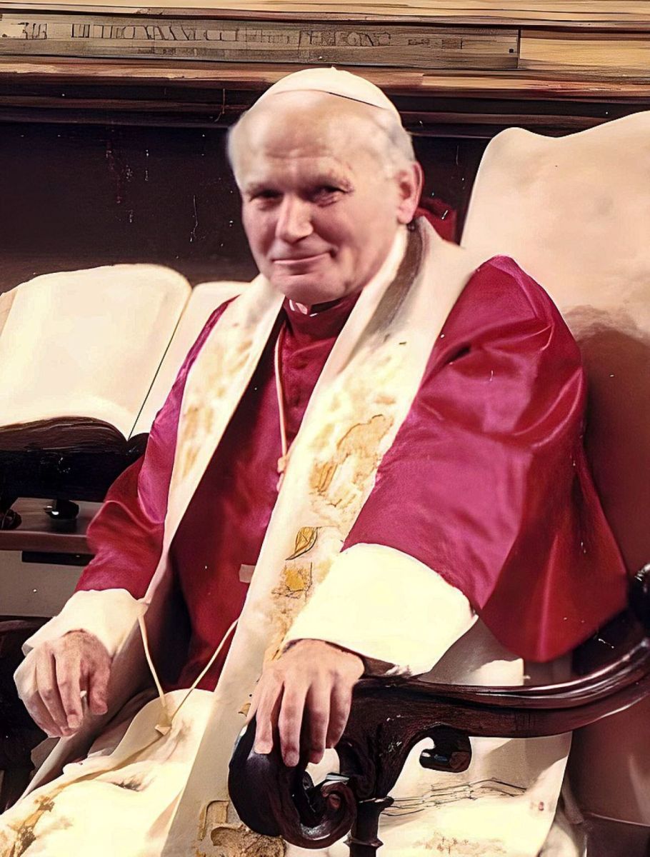 Pope Saint John Paul II (Giovanni Paulo) beautified John Duns Scotus in 1993. 