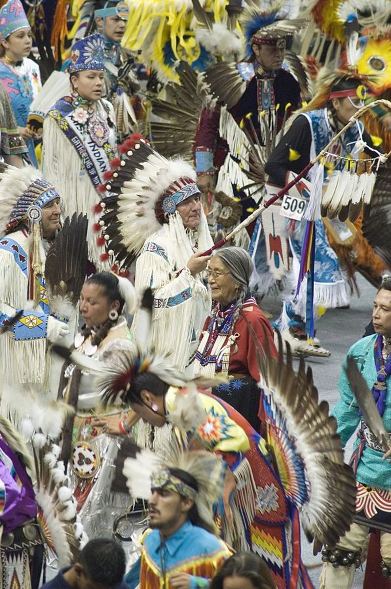 U.S. National Pow Wow Honors American and Canadian Indigenous Peoples