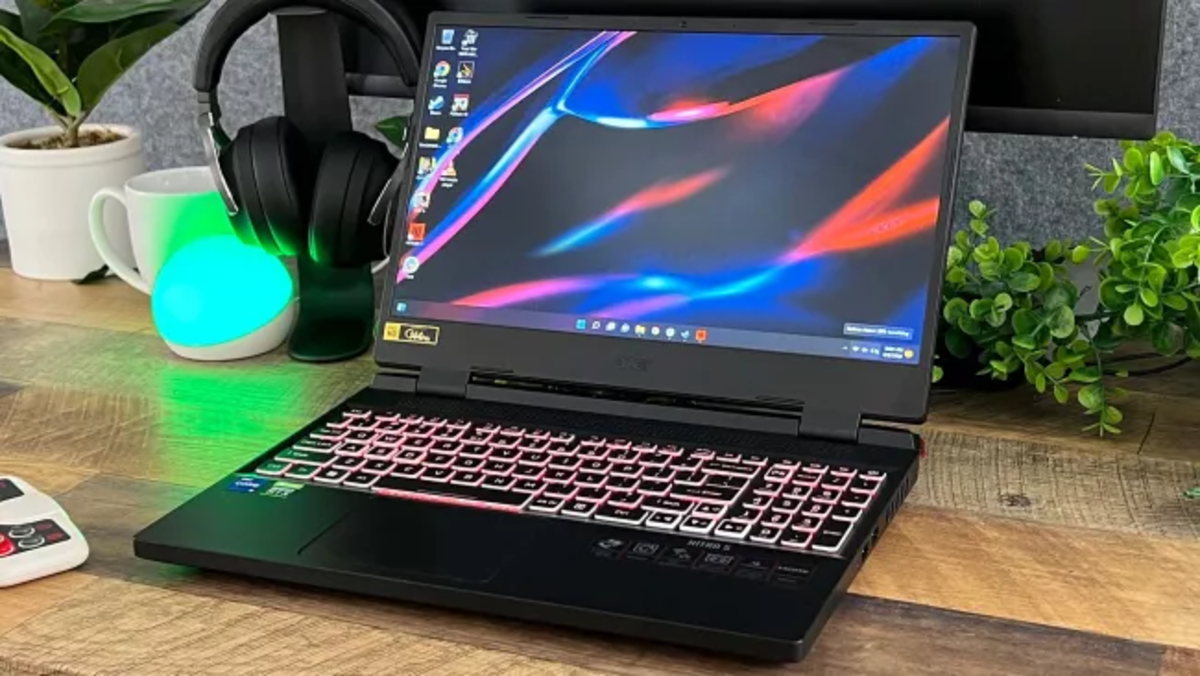Acer Nitro 5  2022  Gaming Laptop Review - 36