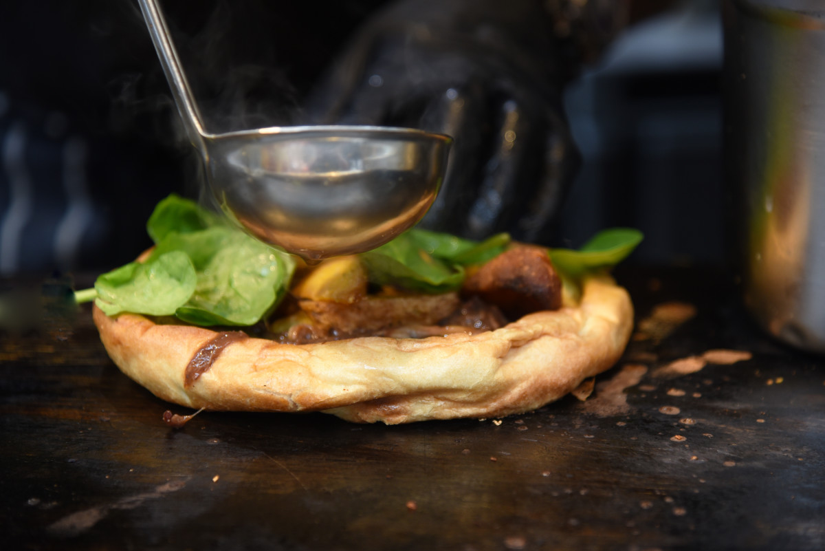 Man Tries Enormous 'British Burrito' in London and the Video Is Going Viral Delishably News
