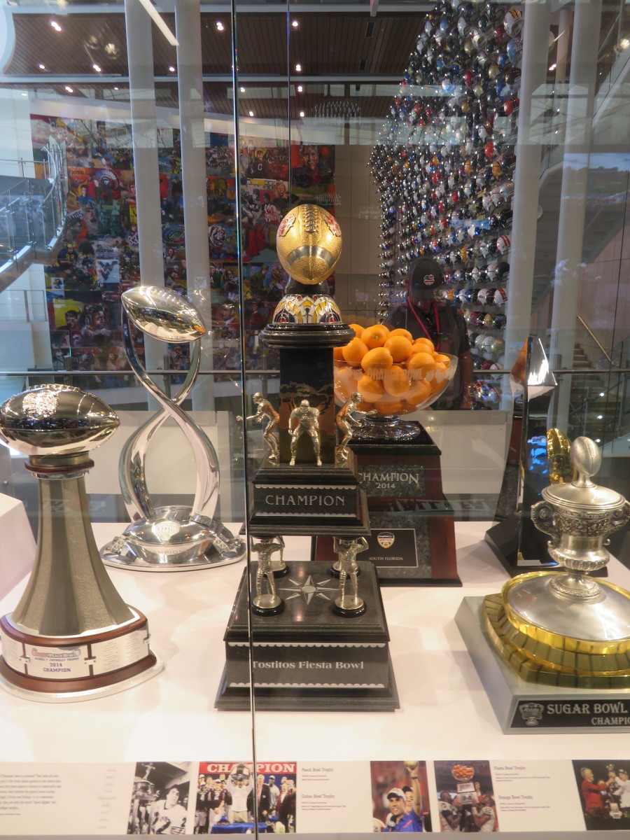 Bowl Game Trophies 