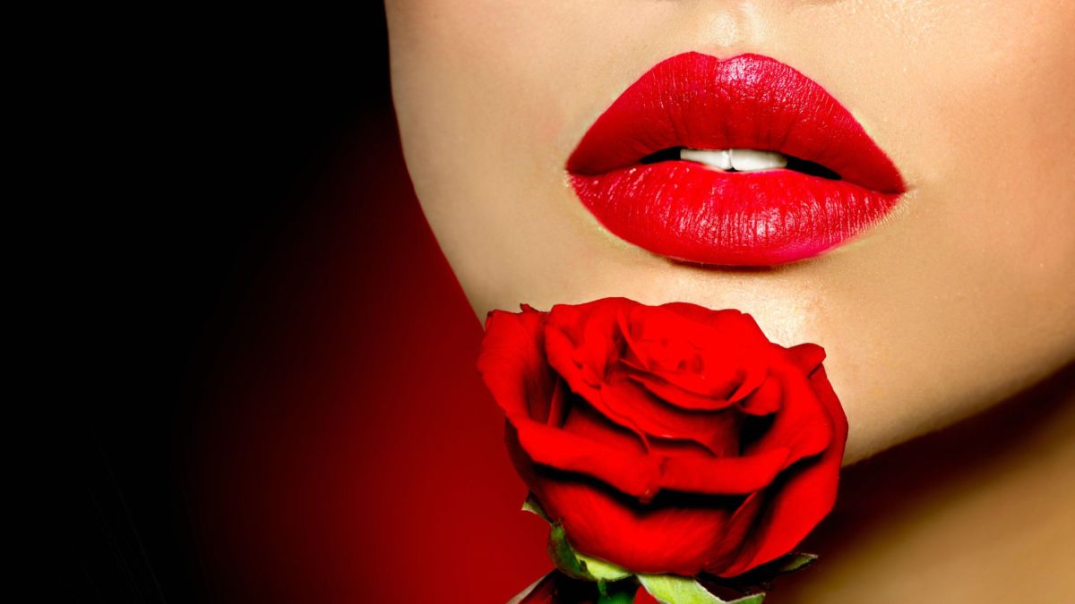 Full Red Lips Waiting for Passionate Truelove