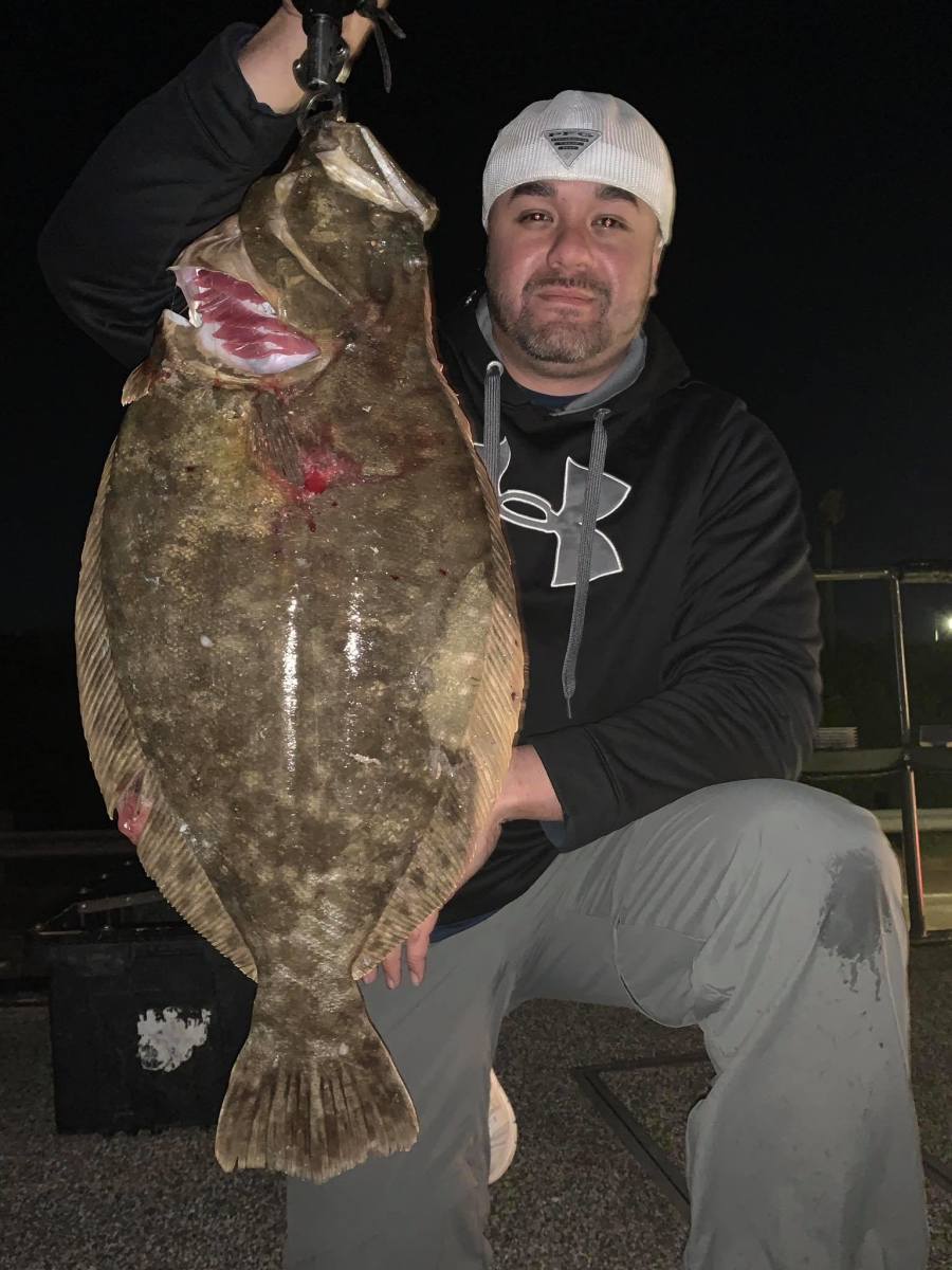 The gigging of struggle is done either by swimming the cushions or from the bow of a shallow floating boat during the dull of night. The water is edified by a light source as the anglers travel through the area looking for flounder laying in sand