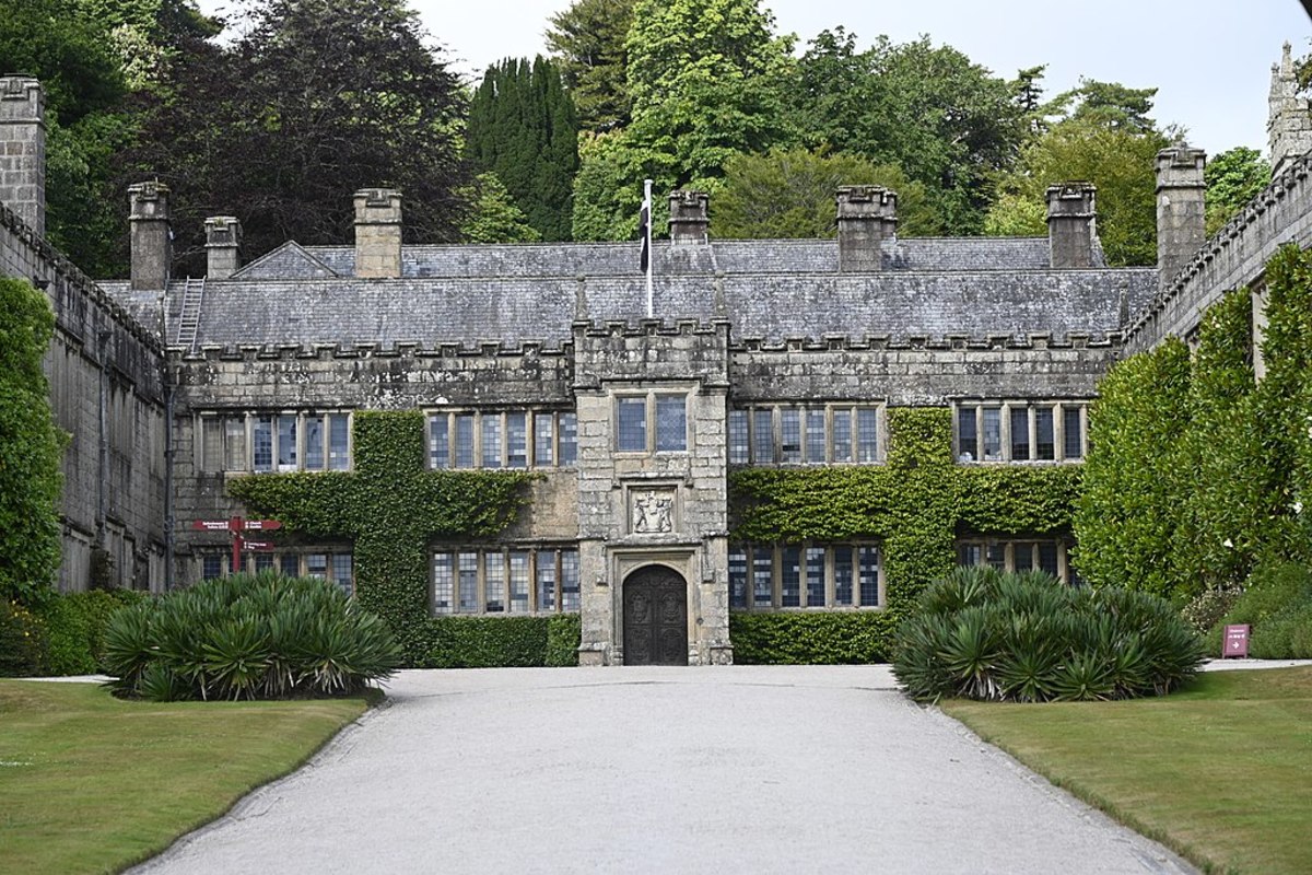 The supposedly haunted Lanhydrock House's main entrance in Cornwall, England. 