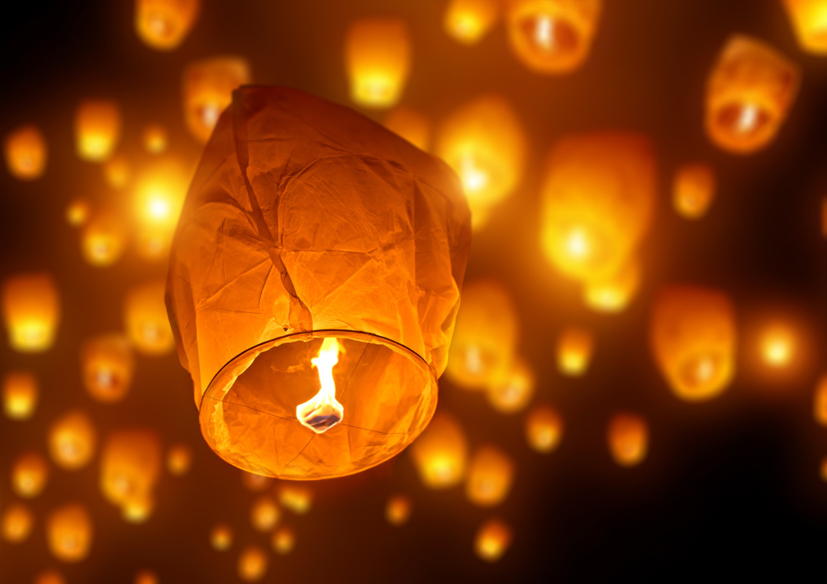 Video Showing the 'Night Lights Lantern Festival' in Utah Reminds Us of