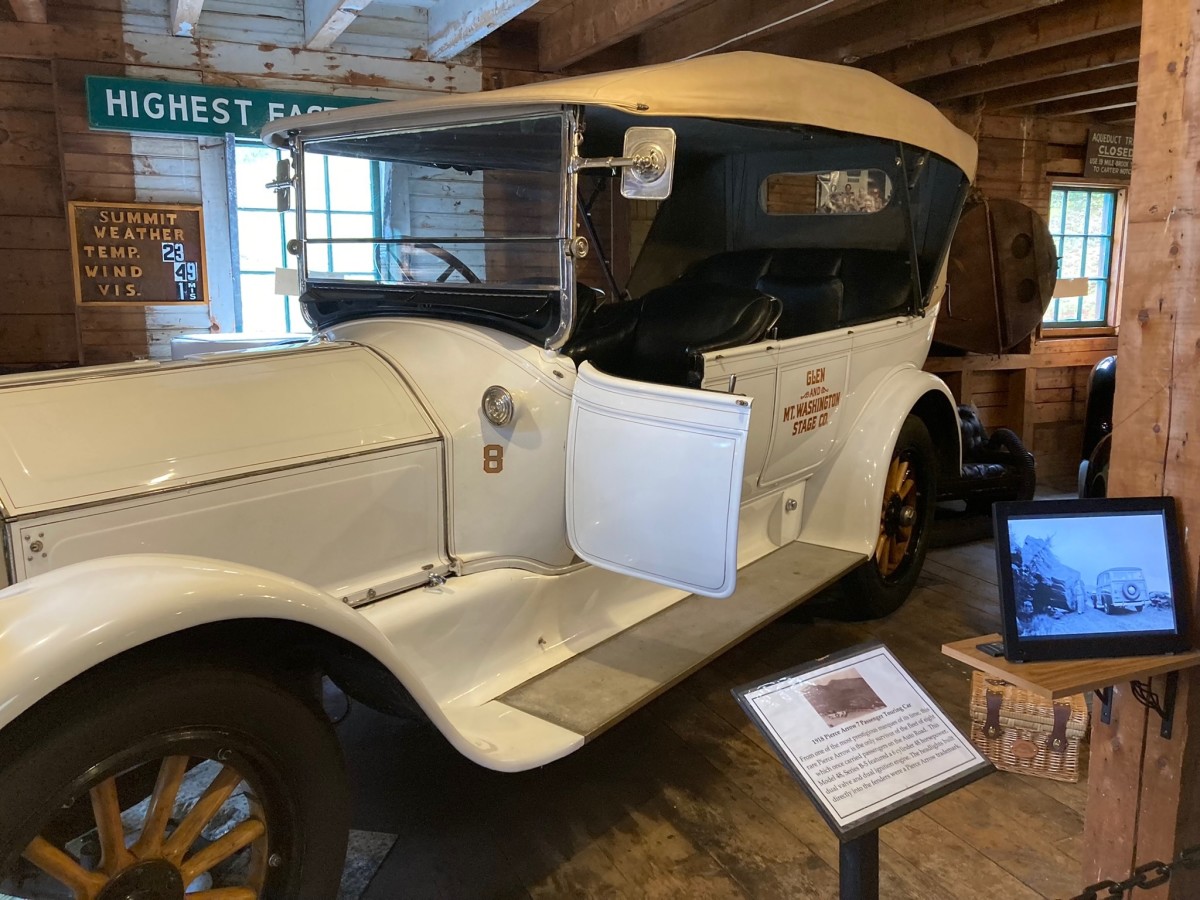 1918 Pierce Arrow Touring Car used to shuttle visitors to the summit.