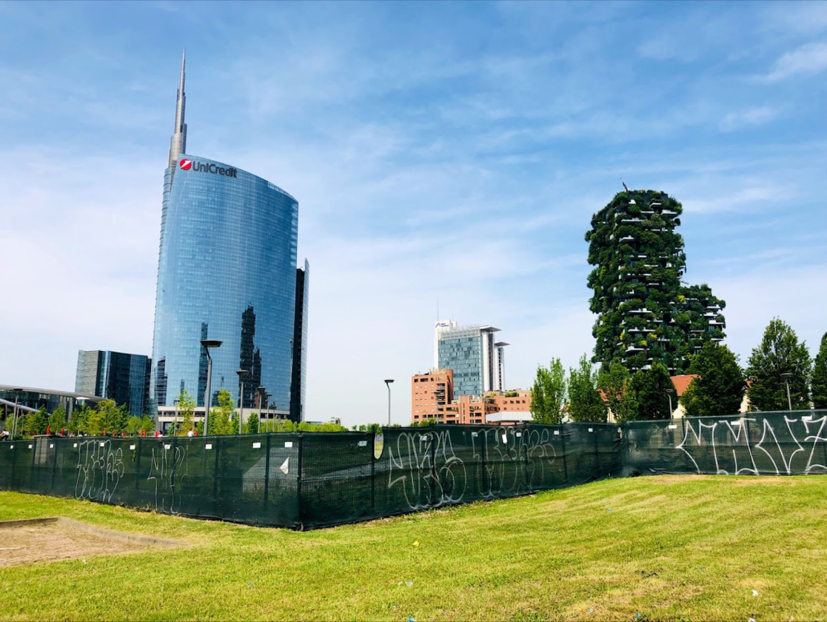 Exploring Italy: A Guide to Milan's Business Districts