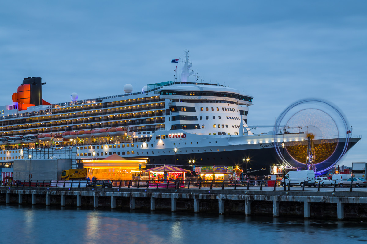 Video of Men Trying to Get Cruise Ship Passengers to Wave at Them Is ...