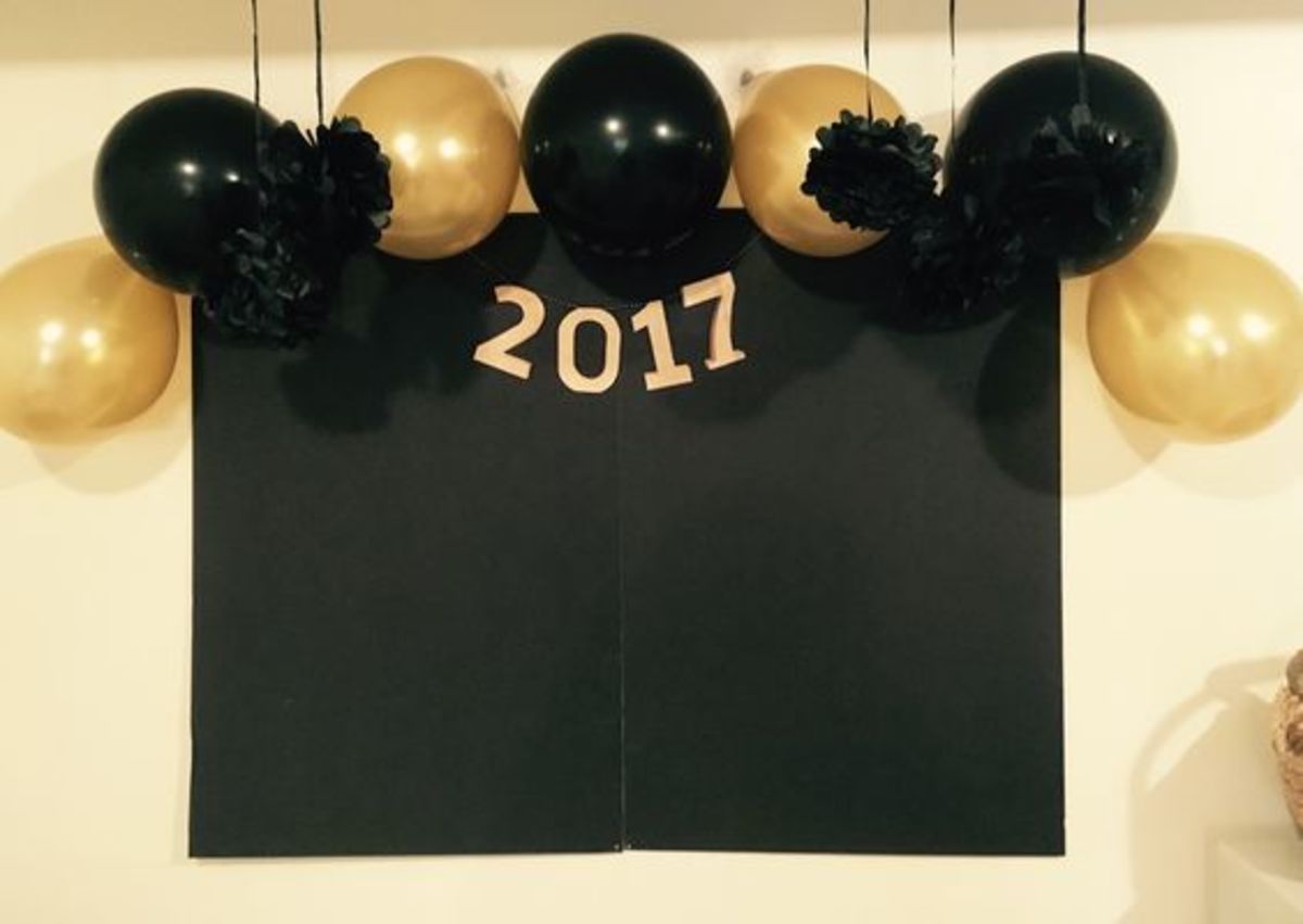 60+ Dazzling DIY Dollar Store New Years Eve Party Ideas