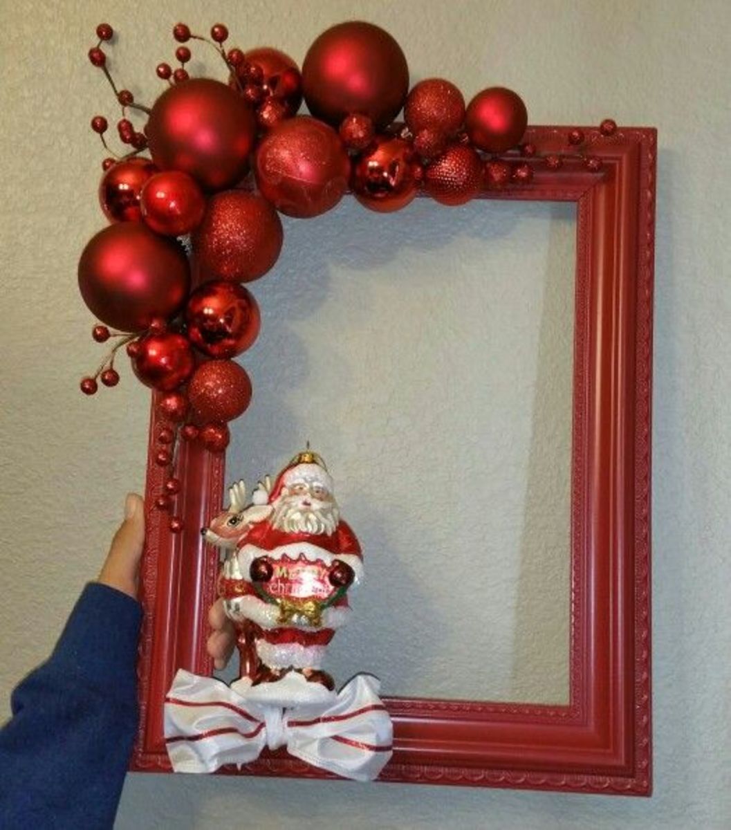 diy-christmas-frame-wreath-ideas