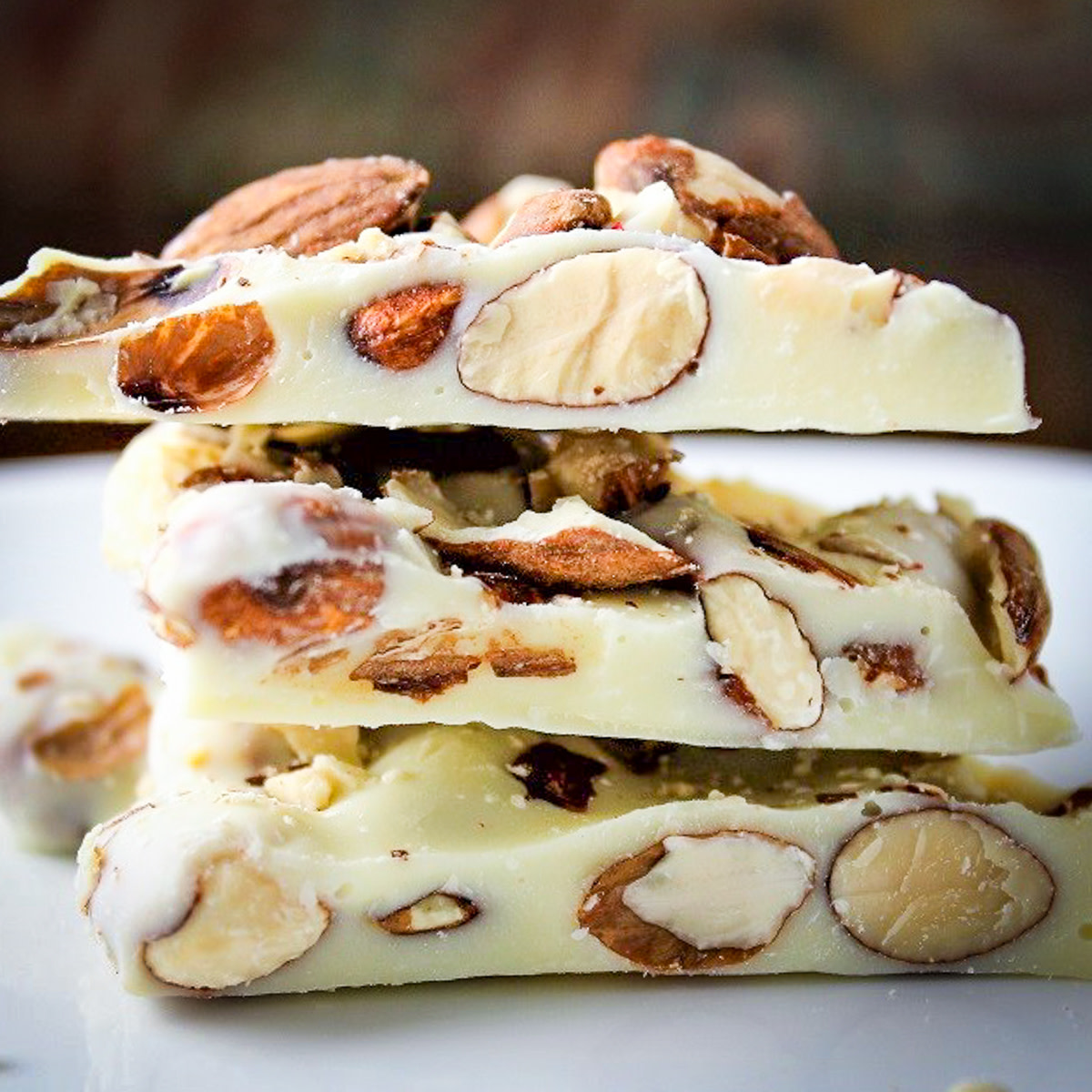 Best 5-Minute White Chocolate Almond Bark Ever!