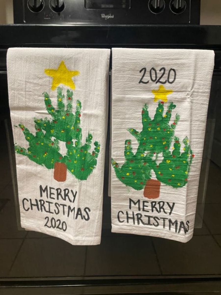 Perfect gift for grandparents. Cute and fun craft. Christmas tree handprint towel.