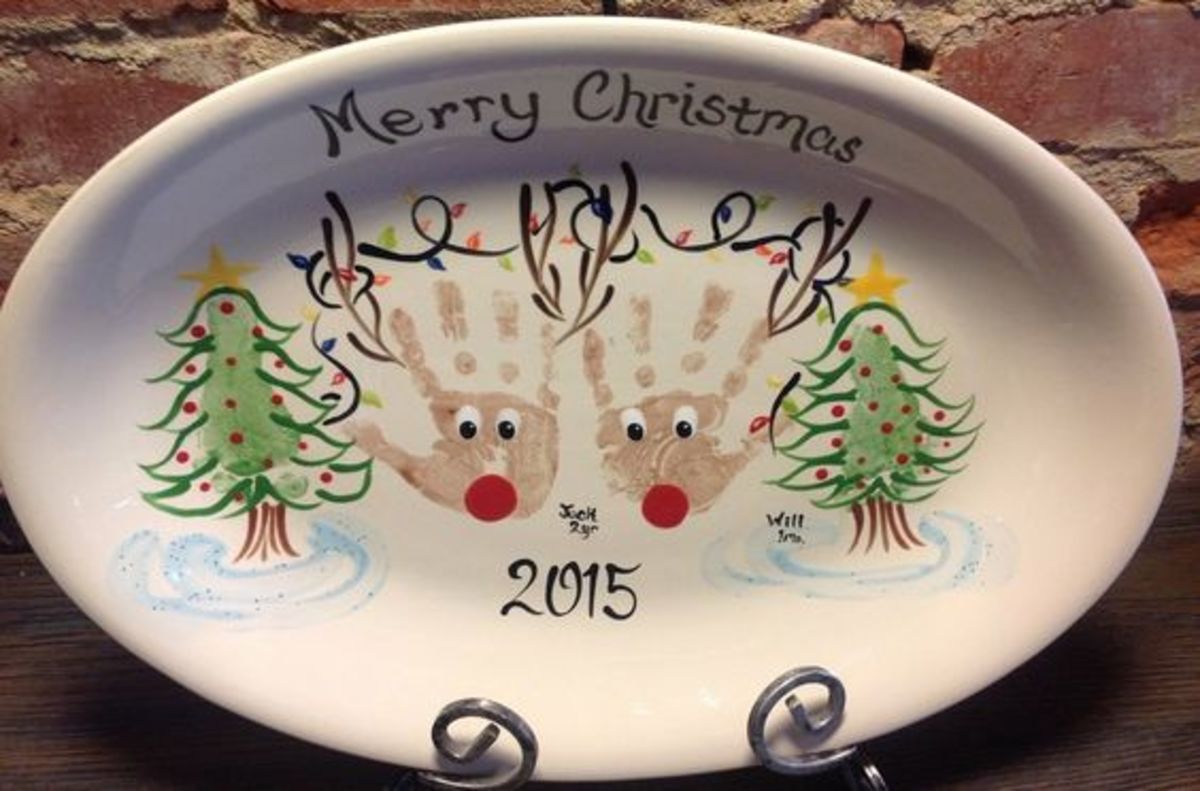 Handprint Christmas plate 