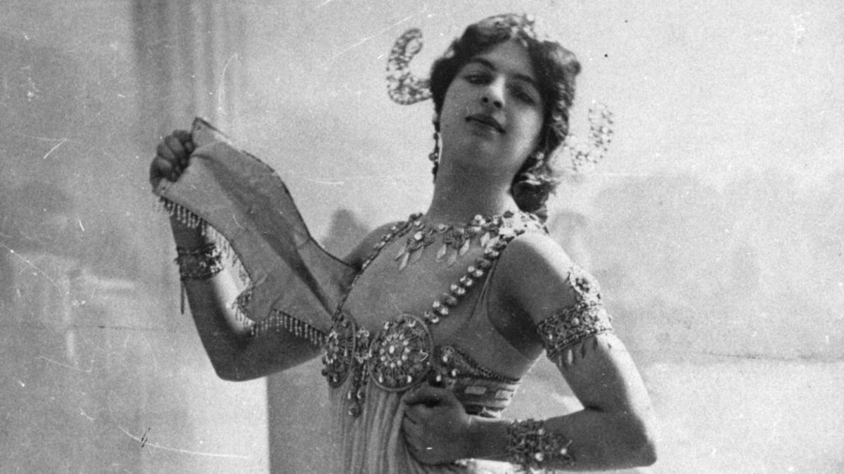 Mata Hari: Professional Dancer, Mistress, Courtesan, and Spy