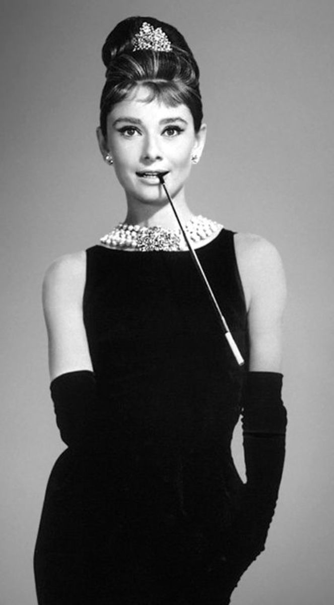 Audrey Hepburn restored this exemplary outfit in Breakfast at Tiffany's. 