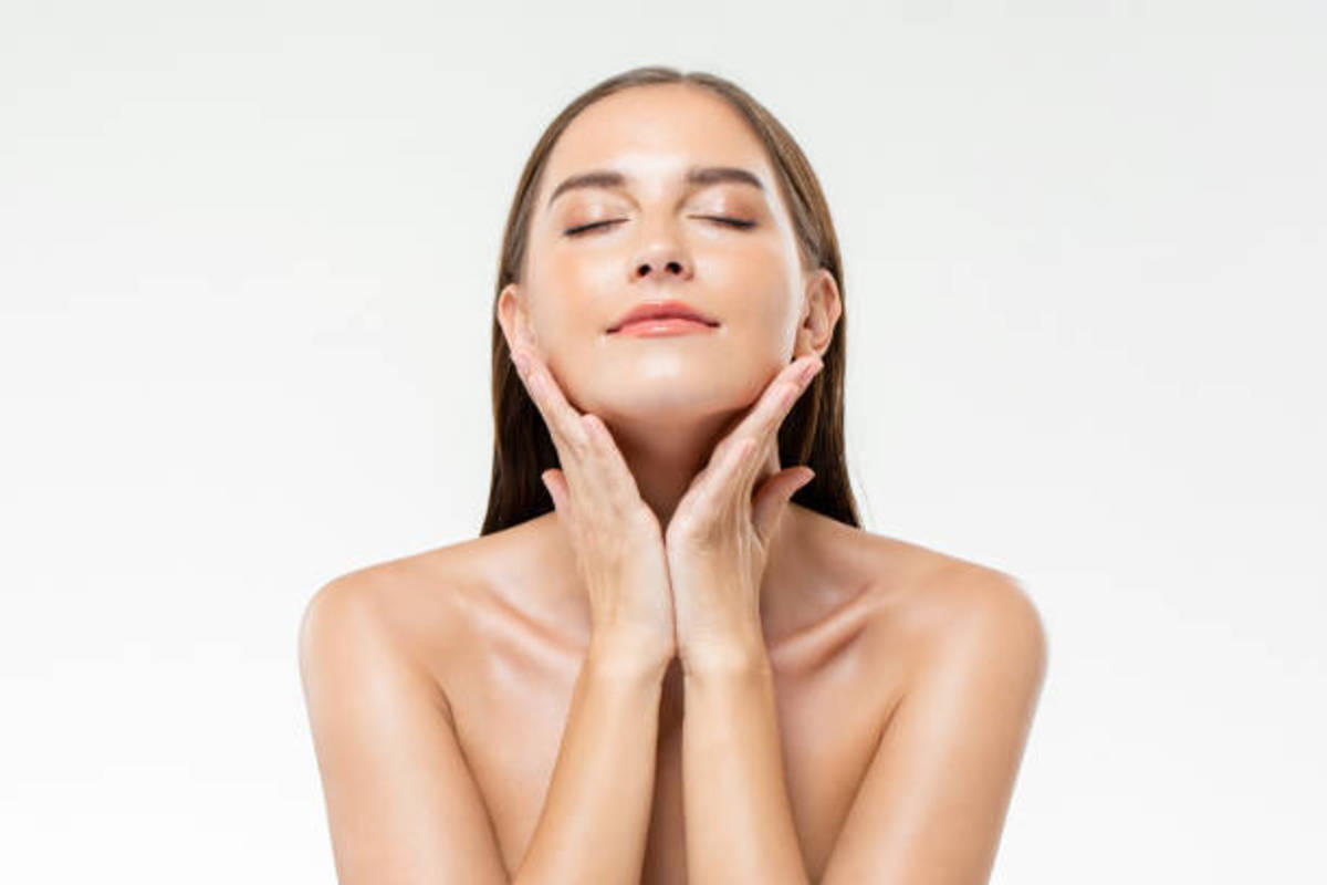 How to Get a Glowing Skin in Less Costly Ways: 17 Less Costly Ways for a Glowing Skin