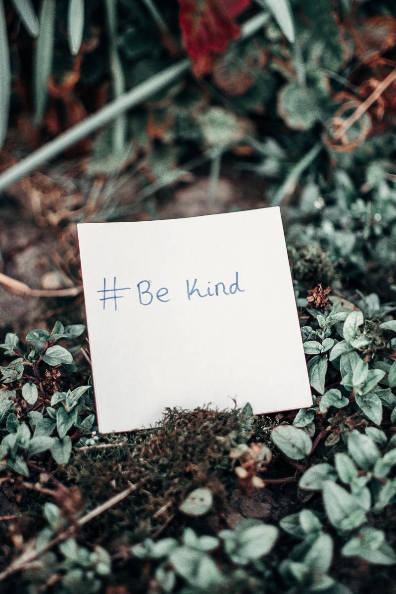 Random Acts of Kindness: What Are They & Why Do They Matter?