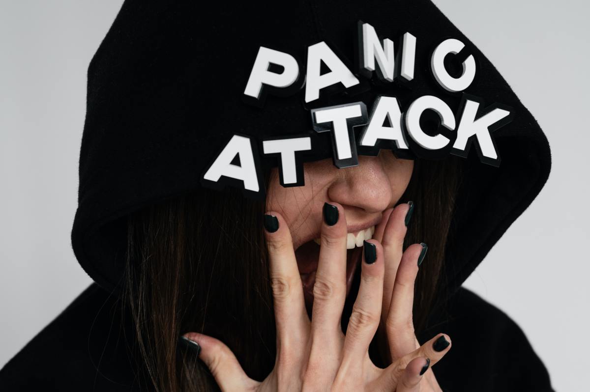 What Is Panic Attack and How to Treat Panic Attack With Natural Ways?