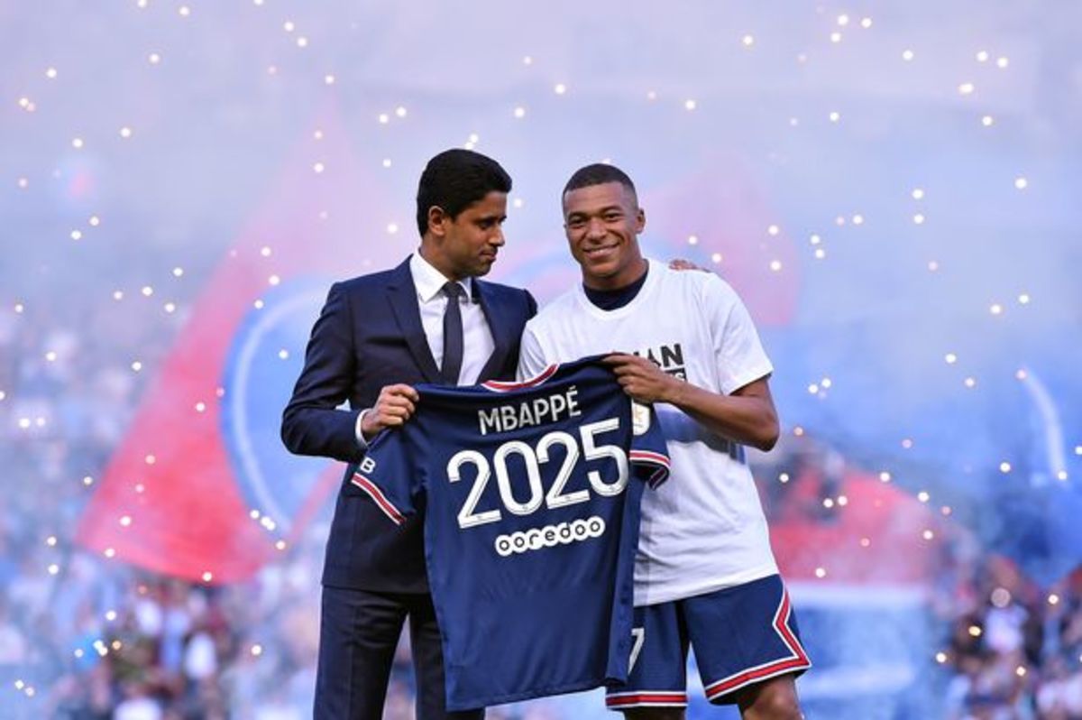 Kylian Mbappe signs new 3 more years for Paris Saint-Germain