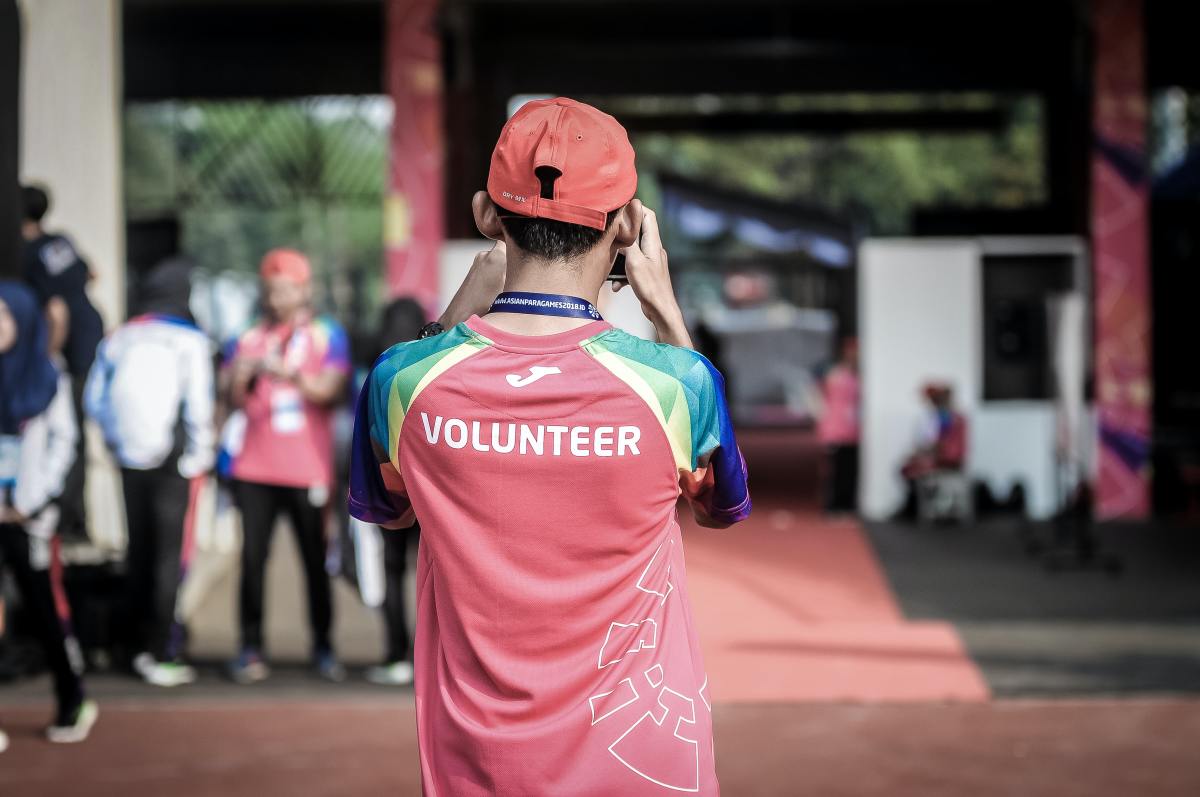 How to inspire volunteers and keep them coming back for more