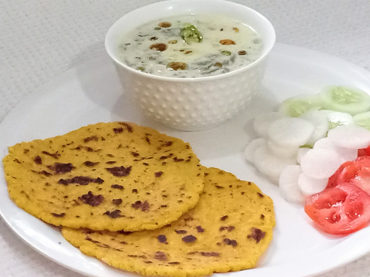 Khatte Wala Saag and Makki Ki Roti: Traditional Punjabi Dish
