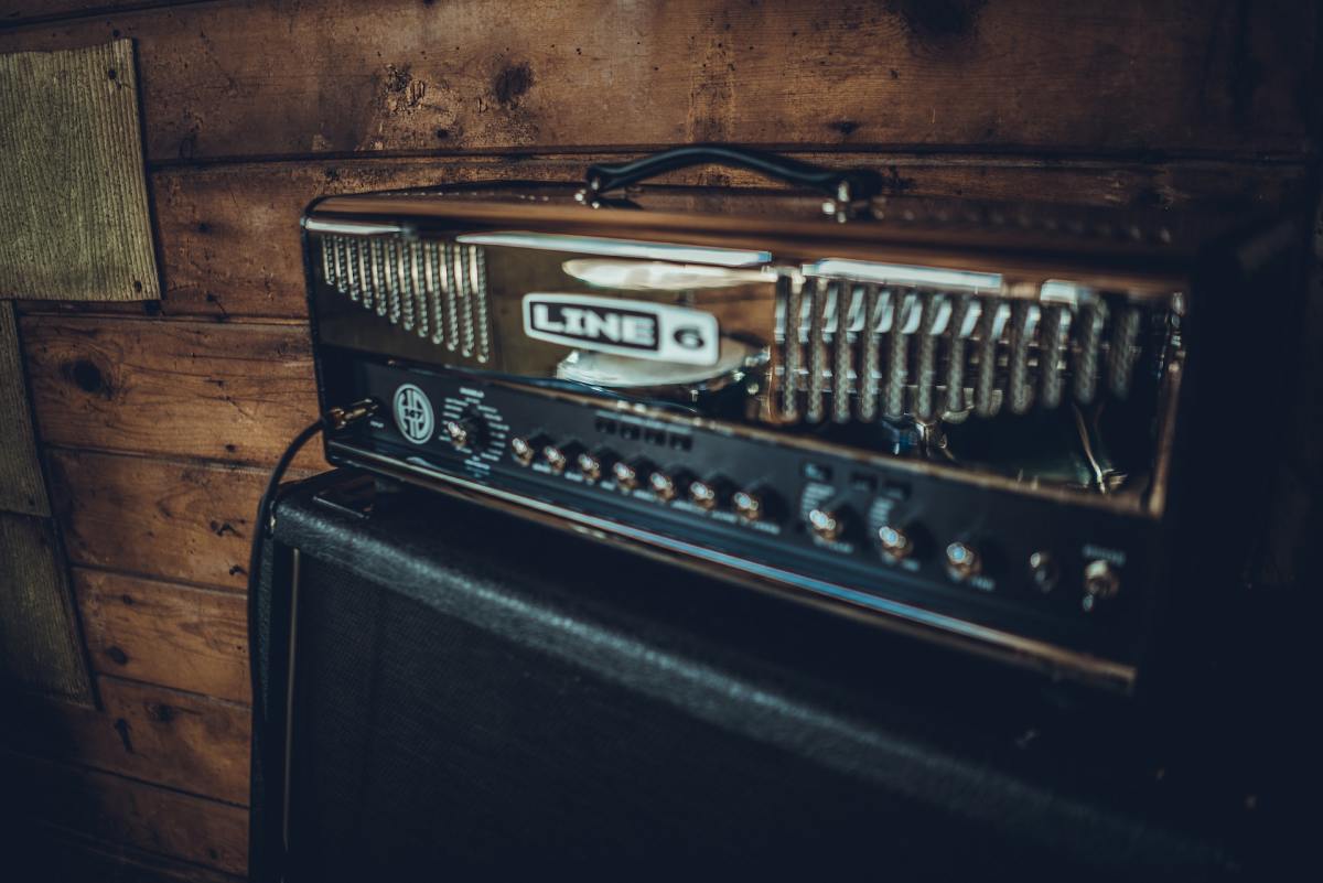 Pros and Cons of Digital Modeling Guitar Amplifiers