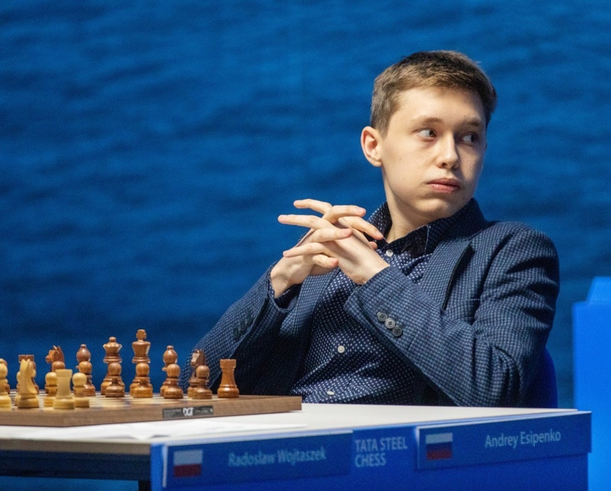 VIncent Keymer beats Magnus Carlsen at the FIDE World Cup