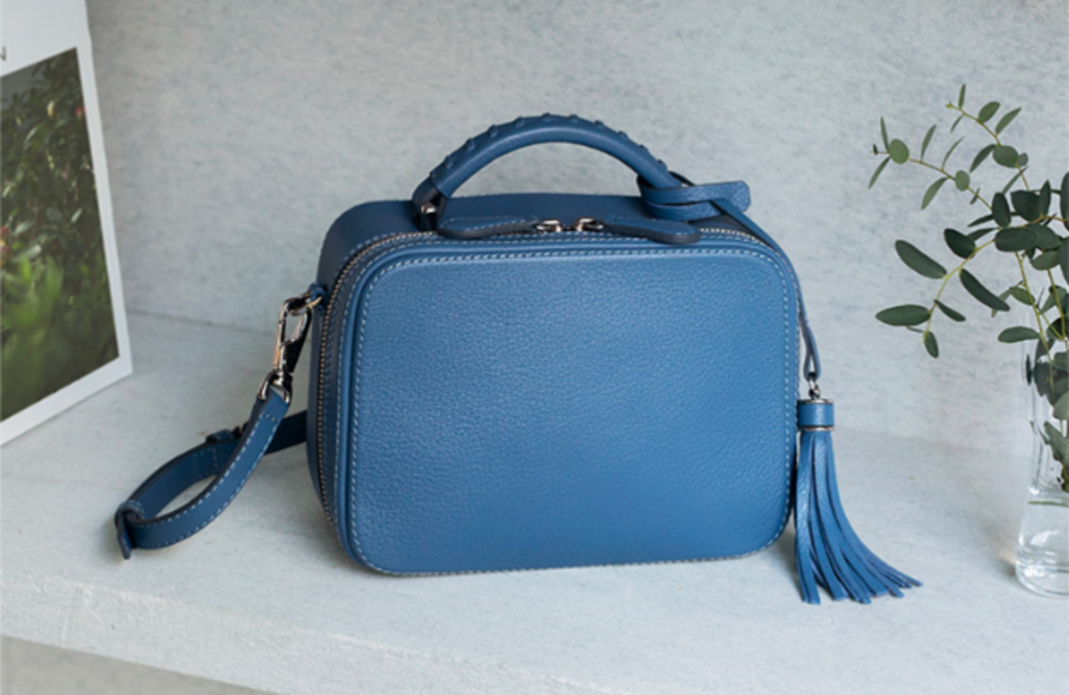 most-pragmatic-affordable-luxury-handbags-for-a-professional-working-woman
