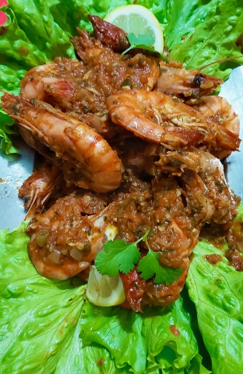 Cooked prawns in a tomato sauce