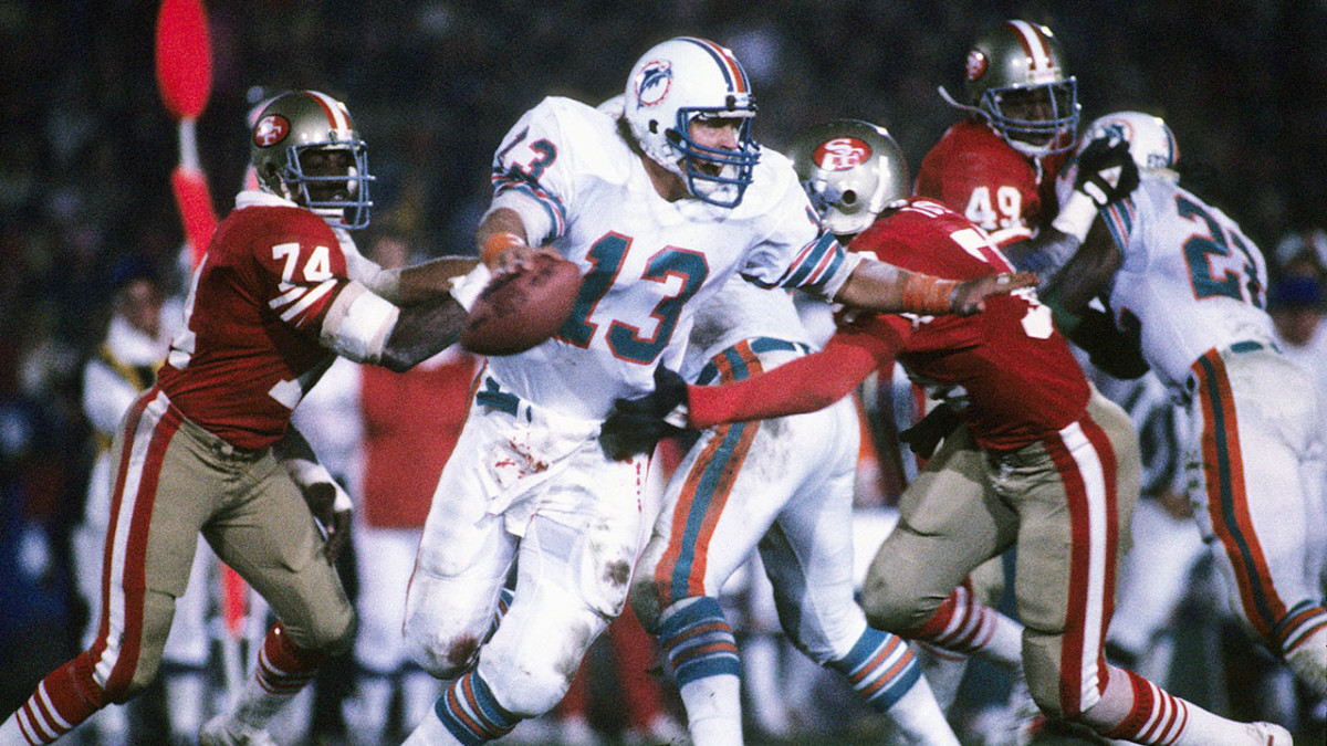 Marino's record-breaking season in 1984 led the Dolphins to the Super Bowl.