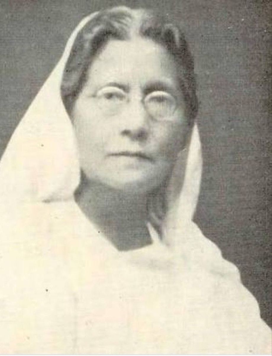 'Gandhi Buri' Matangini Hazra (Female Freedom Fighter)