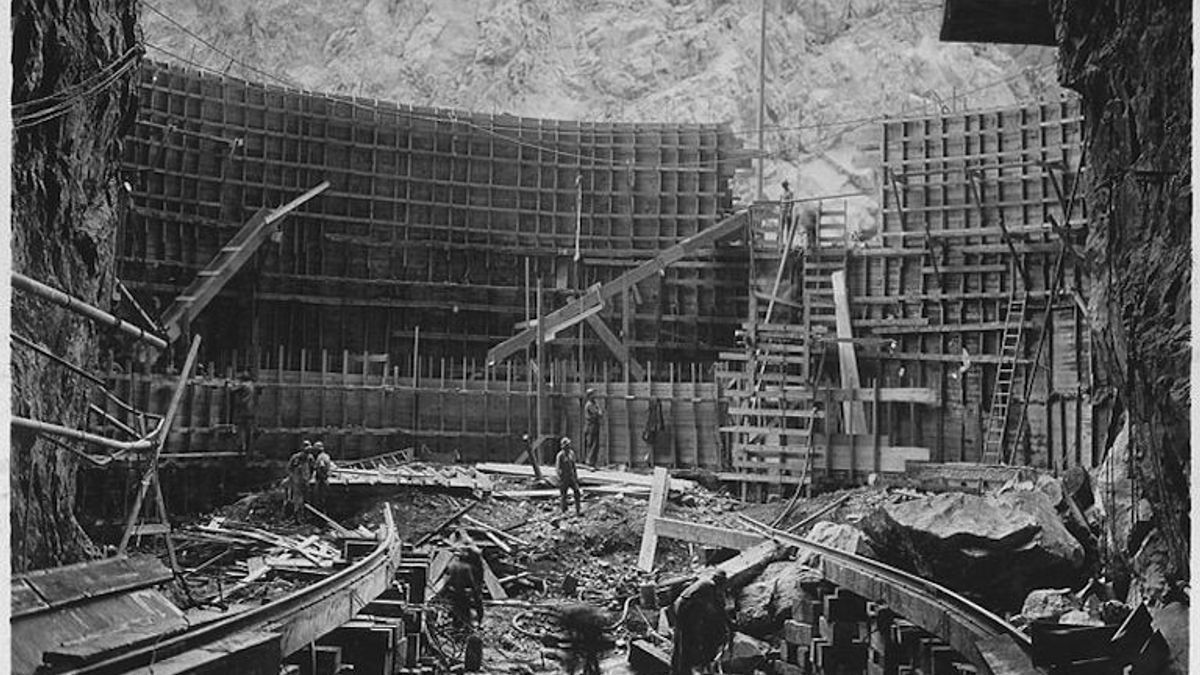 Majestic Hoover Dam and the Largest Reservoir, Lake Mead HubPages