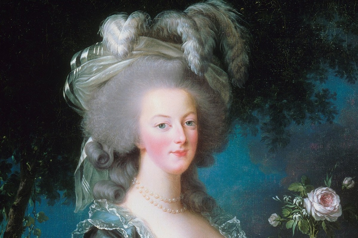 Marie Antoinette hair went white 