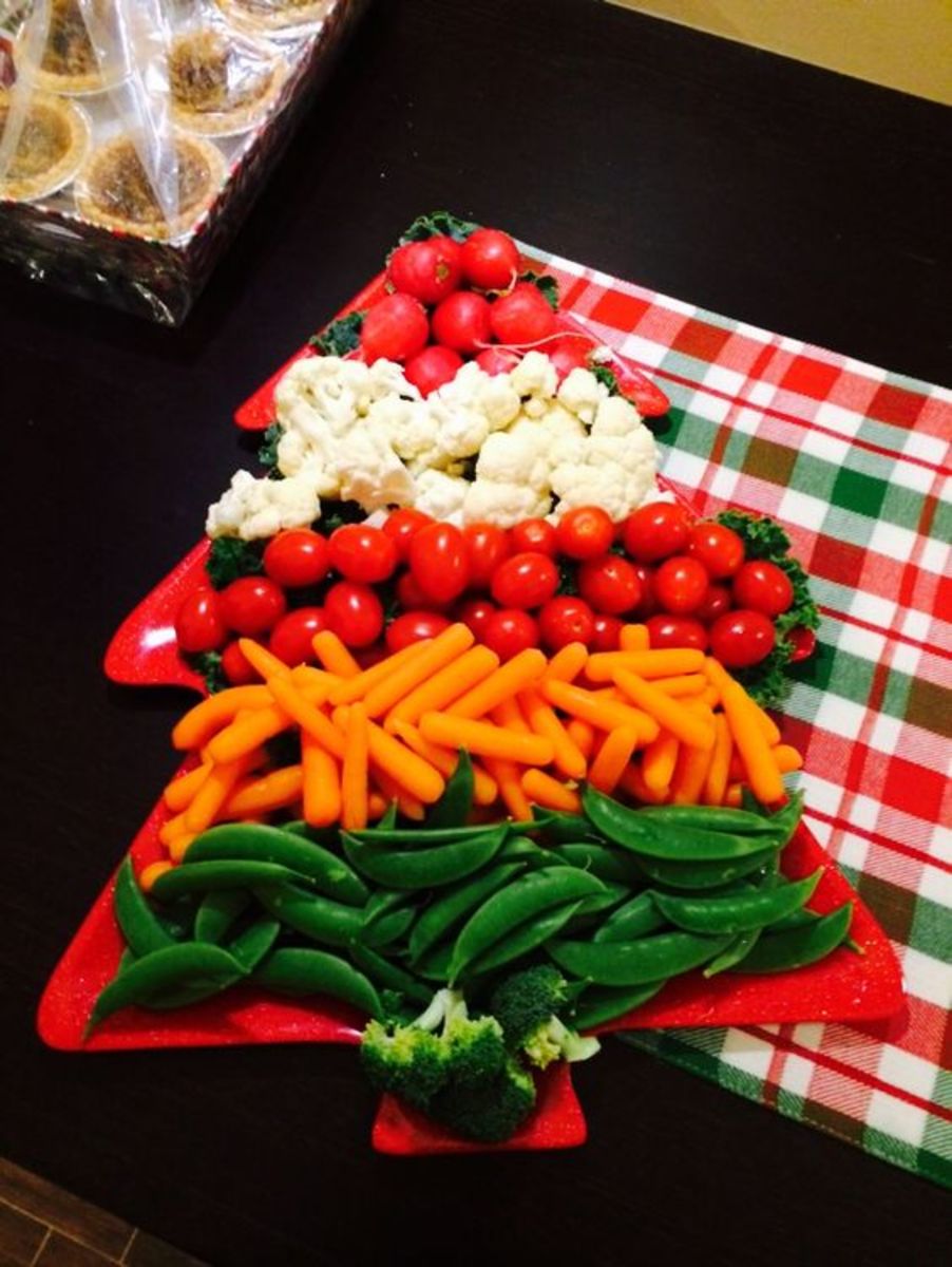 Create a festive veggie platter for the holidays!