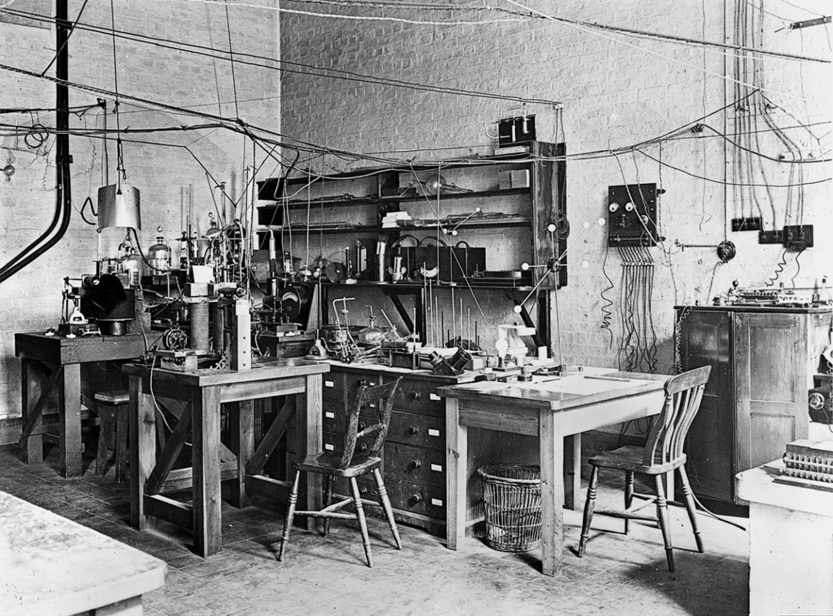 The apparatus used by Ernest Rutherford in his atom-splitting experiments, set up on a small table in the Cavendish Laboratory.