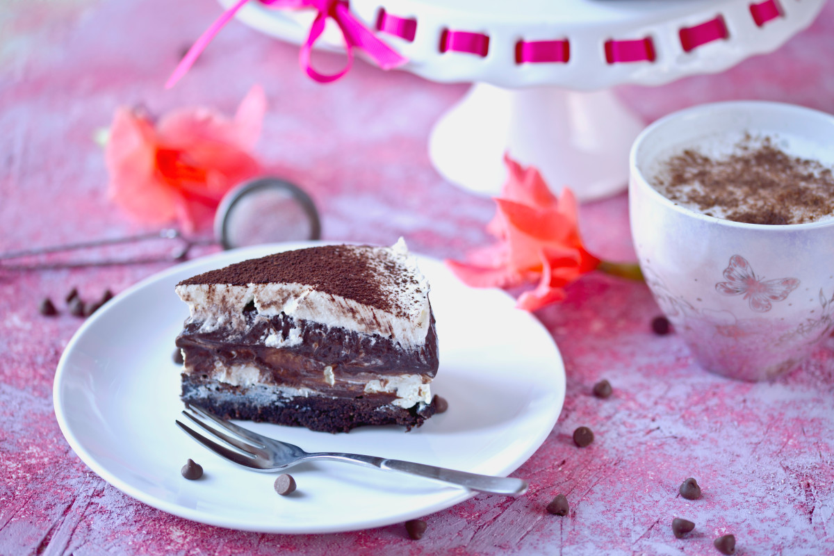 Viral Recipe for 'Chocolate Brownie Dish' Is Sure to Impress