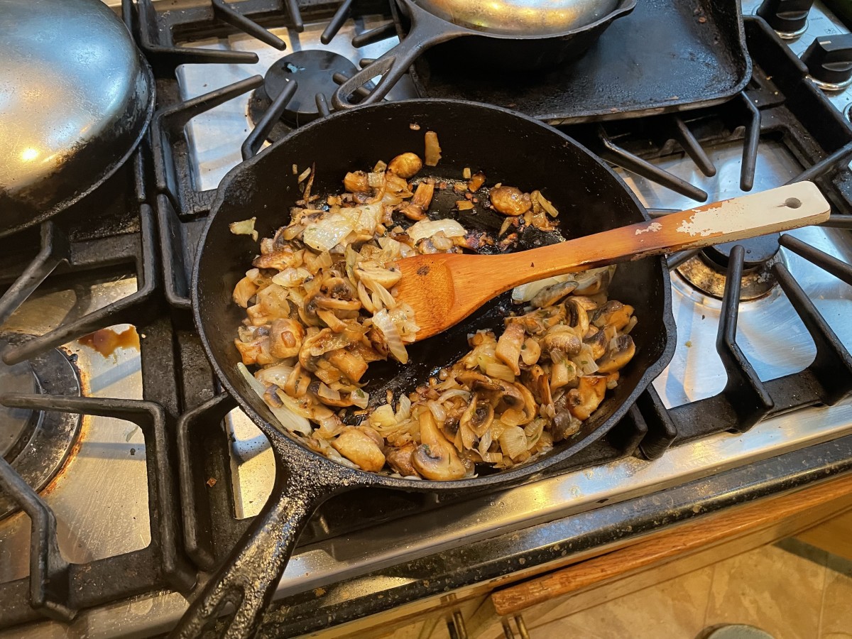mushroom-dill-poulet-basquaise-recipe