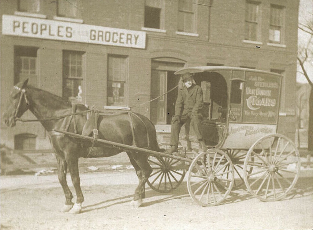 Historic photo of the People's Grocery.
