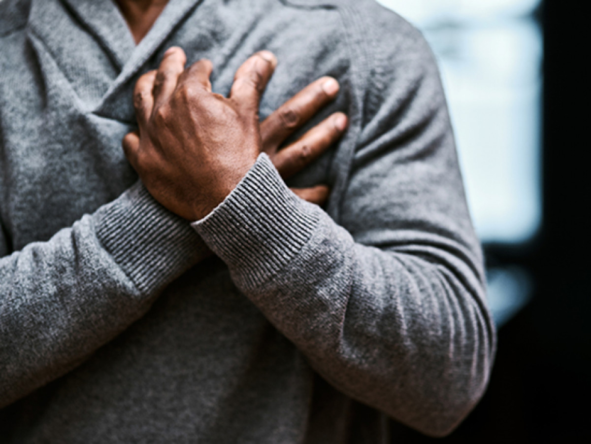 how-to-relieve-chest-pain-and-tightness-from-anxiety