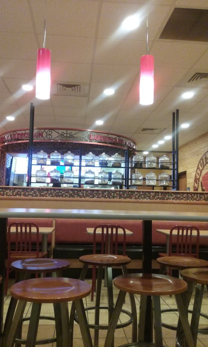 fast food restaurant review of Popeye's Louisiana Chicken restaurant