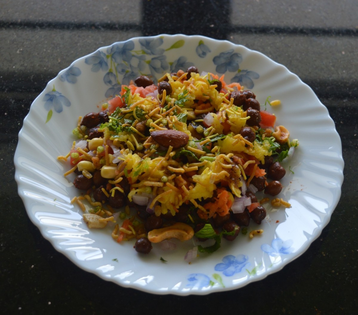 Black Chickpea Salad (Kala Chana Chaat) With Raw Mango