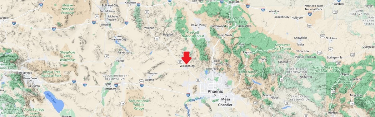 Wickenburg is located about 40 miles northwest of Phoenix. It is within an hour drive of Phoenix and Scottsdale. 