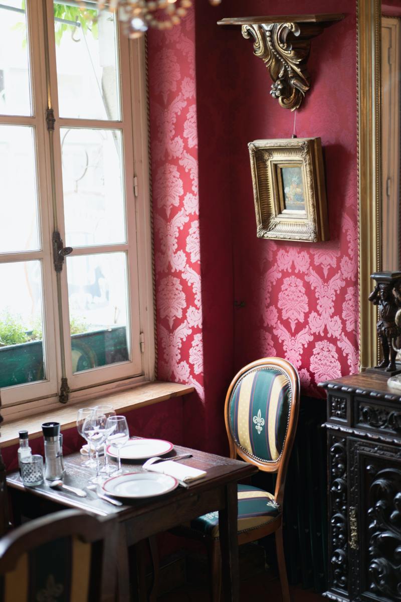 Wallpaper and antiques are making a comeback. People want more finesse to their walls. Homeowners are replicating the looks of charming boutiques and hotels.