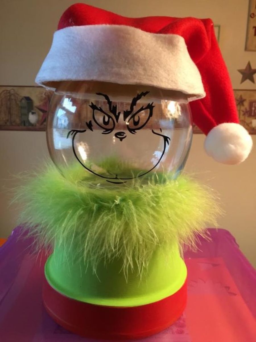 35+ Fun DIY Grinch Centerpiece Ideas for a Whimsical Christmas