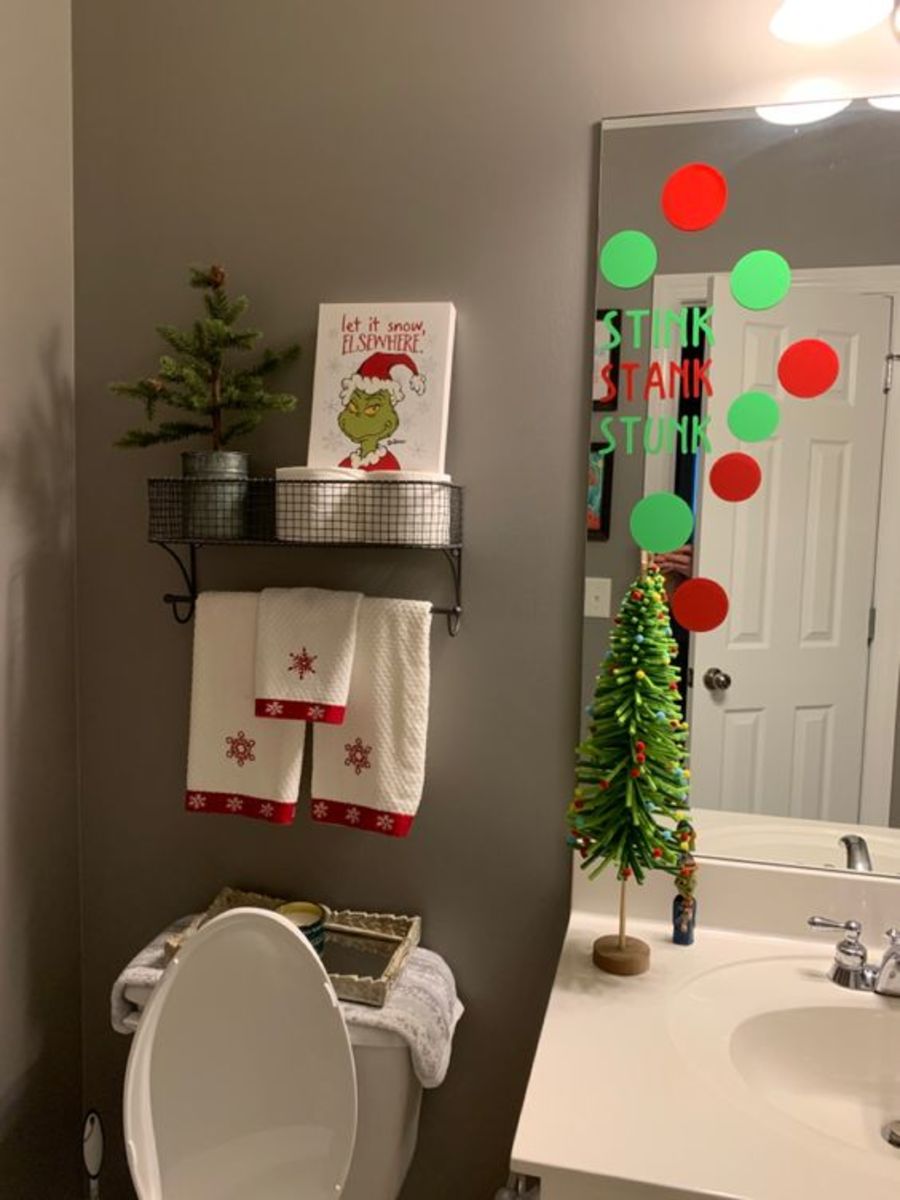 christmas-bathroom-decor-ideas